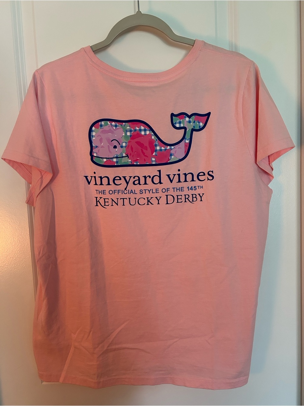 Vineyard  vines Kentucky Derby Women’s pink T-shirt size xL